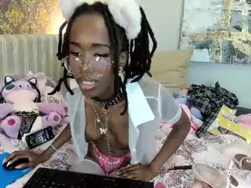 Littleunicorntee  live sex cam