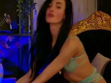 Nadinerayley  live sex cam