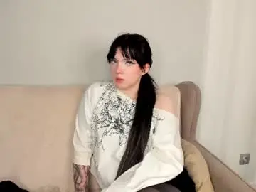 Novellacerami  live sex cam