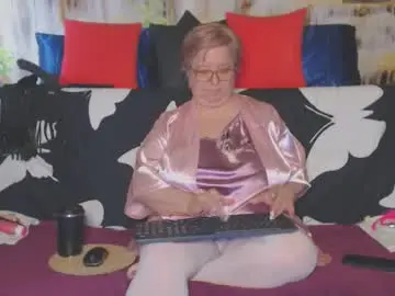 Queenpammy  live sex cam