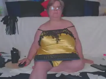 Queenpammy  live sex cam