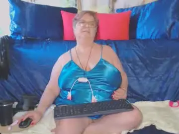 Queenpammy  live sex cam