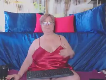 Queenpammy  live sex cam