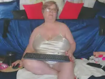 Queenpammy  live sex cam