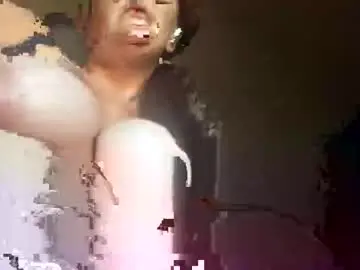 Rynnsonlyworld  live sex cam