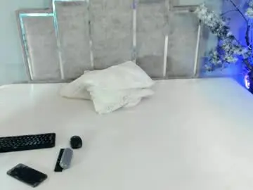 Samanthalevy  live sex cam