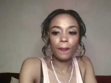 Saucy_shanice  live sex cam