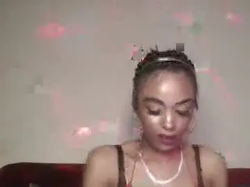 Saucy_shanice  live sex cam