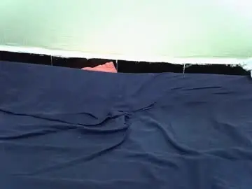 Blushing_bunny  live sex cam