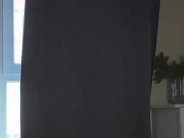 Cold_humble  live sex cam