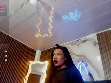 Cristalbroke_tay  live sex cam