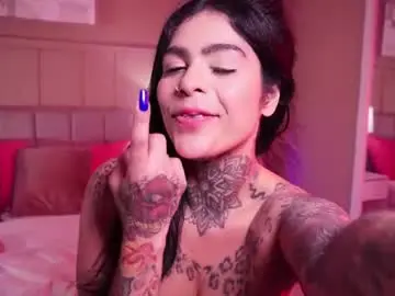 Curvyliciouss  live sex cam