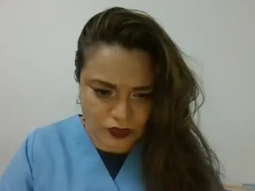 Dapnne24  live sex cam