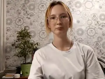 Dianndevereux  live sex cam