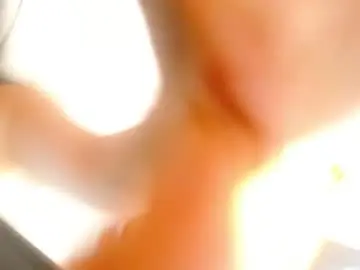 Elenna__  live sex cam