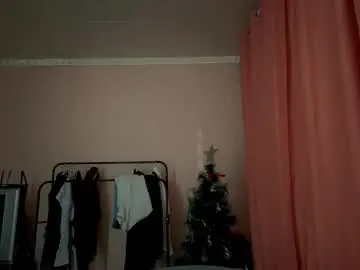 Julietmegown  live sex cam