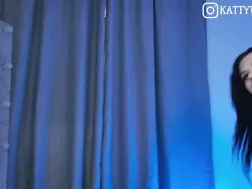 Kattywhite777  live sex cam