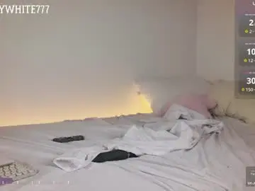 Kattywhite777  live sex cam