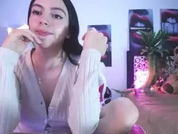 Lika_little3  live sex cam
