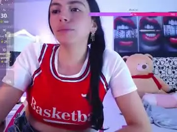 Lika_little3  live sex cam