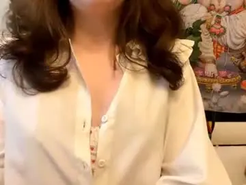 Oralialafield  live sex cam
