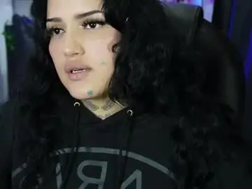 Sari_belle  live sex cam