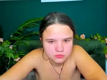 Adelecruzz  live sex cam