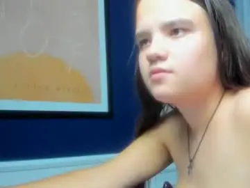 Adelecruzz  live sex cam
