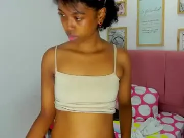 Dakota_evans18  live sex cam