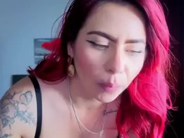 Dulce_charlottee  live sex cam