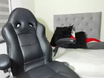 Duqueza4you  live sex cam