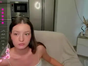 Fairyylinaa  live sex cam