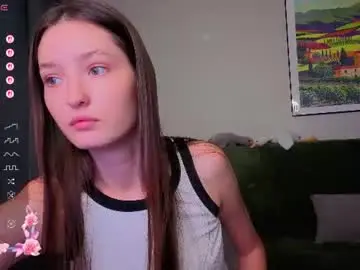 Fairyylinaa  live sex cam