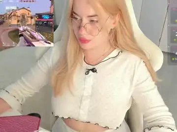 I_want_you_eva  live sex cam