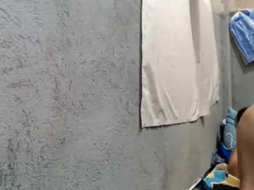Jinky212  live sex cam