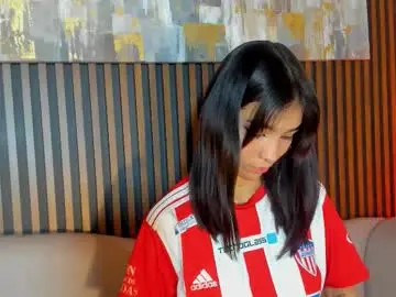 Laura_aristizabal_19  live sex cam