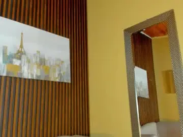 Laura_aristizabal_19  live sex cam