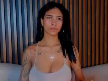 Laura_aristizabal_19  live sex cam