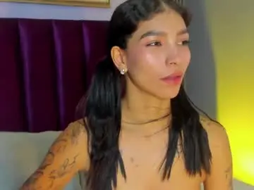 Laura_aristizabal_19  live sex cam