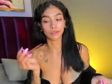 Laura_aristizabal_19  live sex cam