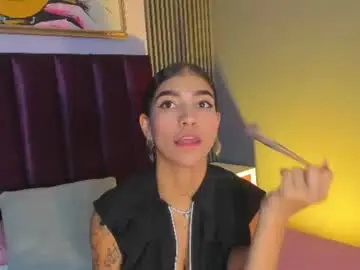 Laura_aristizabal_19  live sex cam