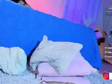 Lunarosex5  live sex cam