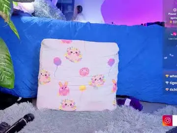 Lunarosex5  live sex cam