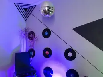 Mavis_black  live sex cam