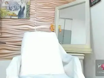 Mia_pineda  live sex cam