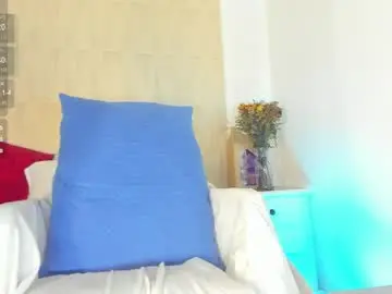Mia_pineda  live sex cam