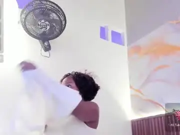 Mia_pineda  live sex cam