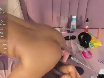 Nalapalmer  live sex cam
