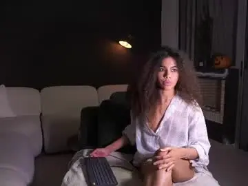 Paulacora100  live sex cam