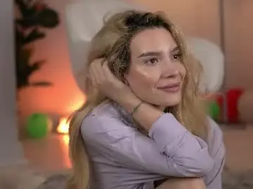 Svveetluna  live sex cam